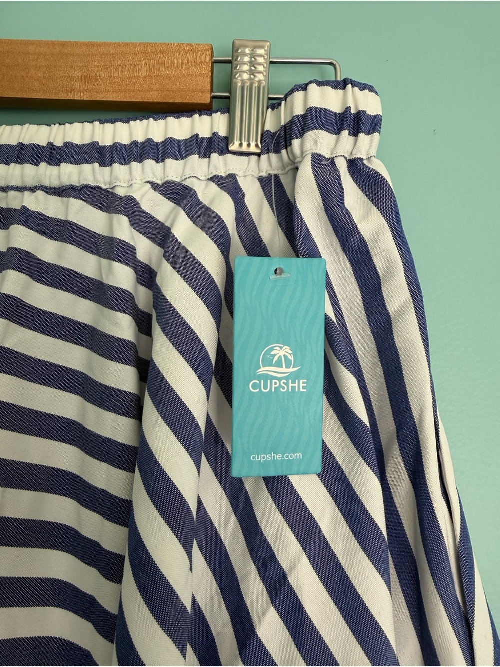 NWT Cupshe Blue White Striped Maxi Skirt Coastal Vacation Pull-On Flowy Size L - Picture 2 of 5